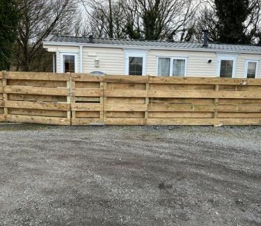 Pentre Berw Otro | Hideout caravan