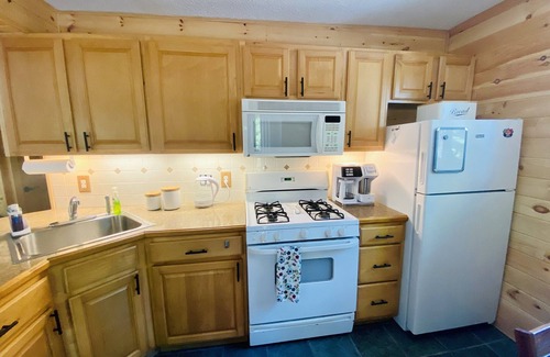 Hamlin Casa | Hideout Home With 2 Minutes To Pool/ Beach and Ski Lift