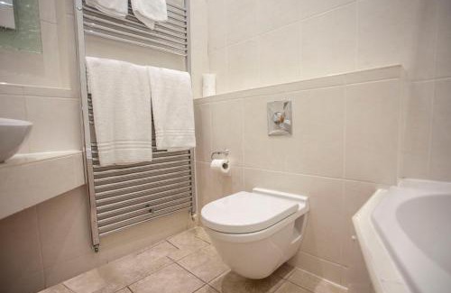 Butetown Casa | higgihaus #5 5 of 7 Rooms Monday - Friday