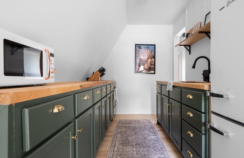 Higgins Lake Cabina | Higgins Haus, Cozy Modern A-Frame