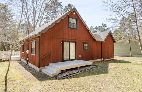 Higgins Lake Chalet De Esquí | Higgins Haven - A cozy 2 bedroom cottage with loft