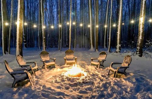Higgins Lake Casa | Higgins Lake Retreat - Hike, Swim, Relax!