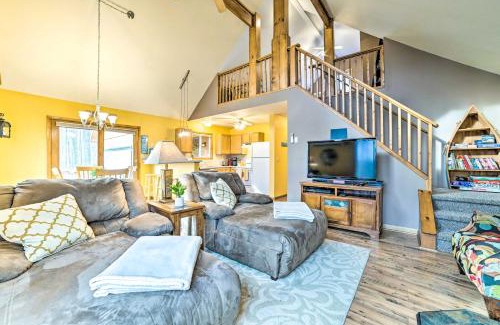 Higgins Lake Casa | Higgins Lake Retreat - Hike, Swim, Relax!