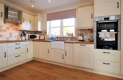 Tighnabruaich Casa | High Beach Cottage, coastal, picturesque, sea views