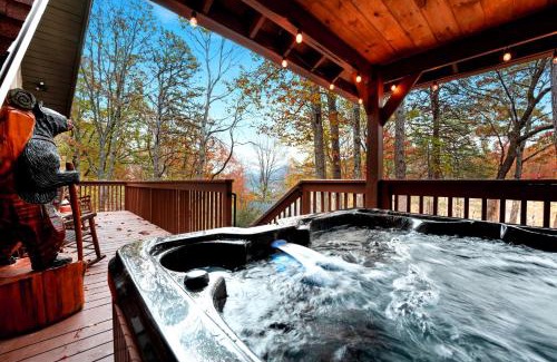 Chalet Village Chalet De Esquí | High Bear Activity, Handicap Ramp, Hot Tub, Fire Table, Game Room, Family Cabin