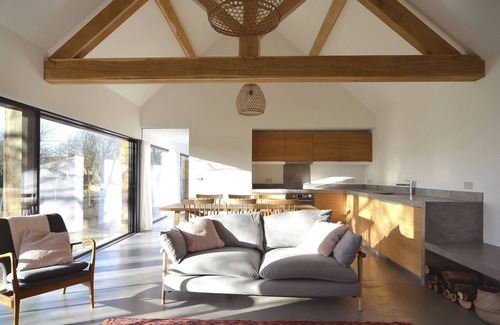 South Leigh Cabaña | HIGH COGGES FARM HOLIDAY COTTAGES – THE CART SHED in Witney