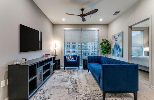 Cityplace Apartamento | High Design 1-Bed West Village