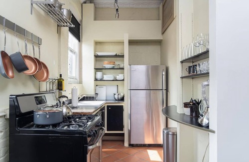 Downtown Asheville Apartamento | High-design Loft on Historic Alley Park Free