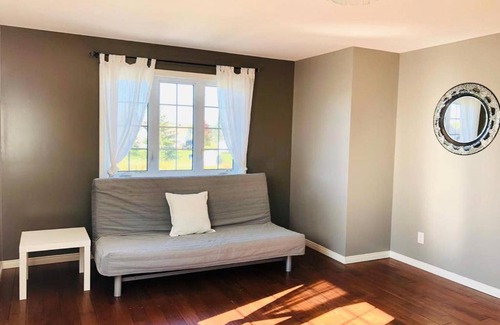 Gatineau Apartamento | HIGH-END 2-Level Apt in Exclusive & Quiet Location