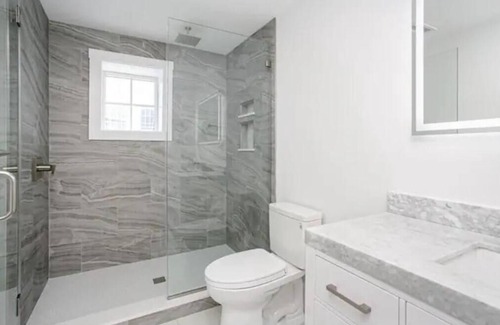 Historic Hill Casa | High-End Fully Renovated House- w/ yard & parking