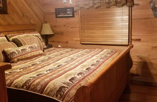 Murphy Casa | Cabina de gama alta frente al río Hiawassee en Murphy, Carolina del Norte