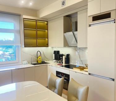 Downtown Ulaanbaatar Apartamento | High-end, New, 2 Bedroom at primary location, every comfort you need