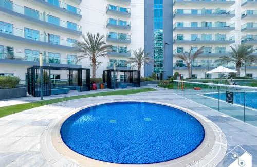 Al Barsha Apartamento | High-End Studio l Pool & Gym Included