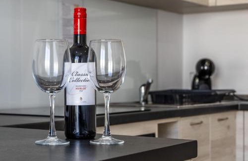 San Gwann Apartamento | High floor family of 3 apartment - By Solea