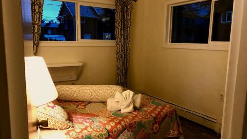 Mendenhaven Apartamento | High Grade - Affordable, Near Mendenhall Glacier, Trails, and Conveniences -DISCOUNT ON TOURS!