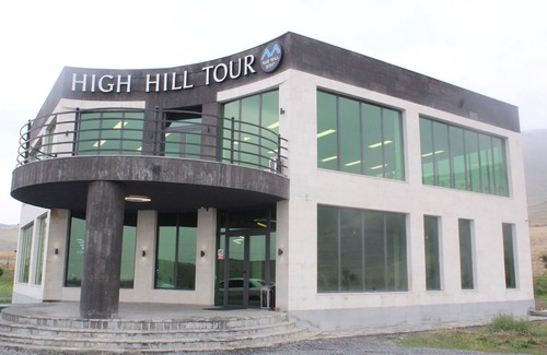 Yerevan Otro | High Hill Tour Armenia
