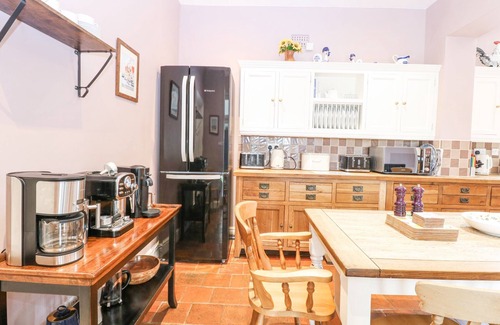 Thorpe Market Casa | HIGH HOUSE, pet friendly, luxury holiday cottage in Southrepps