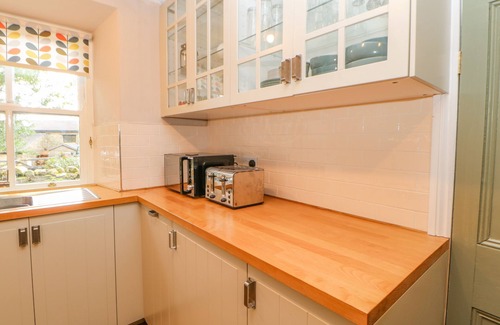 Hawes Cabaña | HIGH HOUSE, pet friendly, character holiday cottage in Hawes