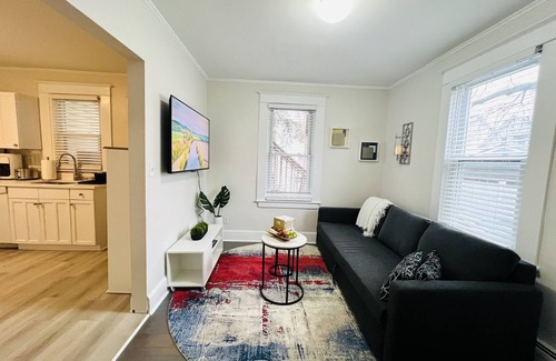 Stamford Apartamento | ❤️High-Line Harbor Pad 2 BDTrain🚊Harbor Point Access 40 Minutes to NYC