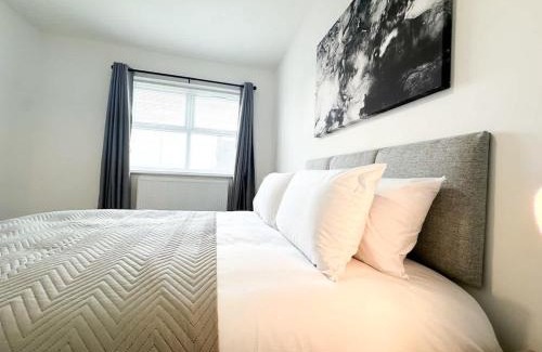 Ashington Casa | High Market Place by Blue Skies Stays