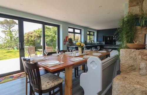 Saint Erth Praze Cabaña | HIGH PARK HOUSE, pet friendly, character holiday cottage in Helston