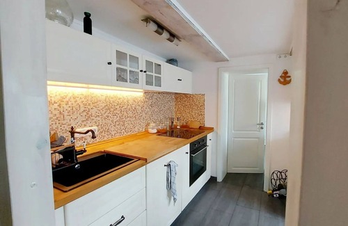 Greifswald Casa | High-quality fisherman's house with terrace and barbecue