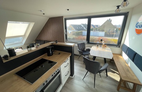 Groemitz Apartamento | High-quality furnished top floor apartment completely refurbished.