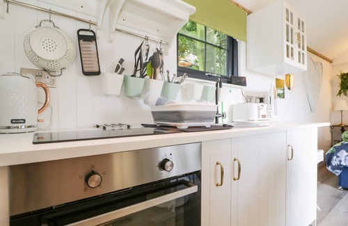 Hayton Cabaña | HIGH RIGG SHEPHERD'S SUNSET, pet friendly in Brampton, Cumbria