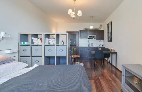 Prague 9 Apartamento | High-Sky O2 arena Apartment with garage parking and AC