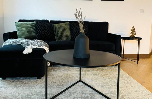 Maidstone Apartamento | High-Spec Modern 2 Bed Apartment- Private Parking