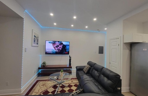Mile End Apartamento | high speed internet - Full kitchen - Parcs &attractions #1