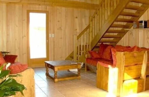 La Chapelle-d'Alagnon Chalet De Esquí | Chalet de madera + equipamiento de alta gama, + piscina cubierta climatizada