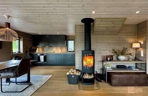 Sjusjoen Casa | High standard cabin at Sjusjøen - sauna, hot tub & ski trails right outside