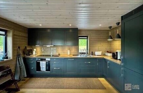 Sjusjoen Casa | High standard cabin at Sjusjøen - sauna, hot tub & ski trails right outside