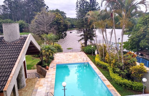 Vila Santista Cabaña | High Standard Refuge 4 Suites Usina Atibaia Dam