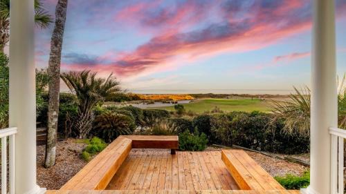 Ocean Point Casa | High Tide By AvantStay Incredible Beach Front Home w Pool