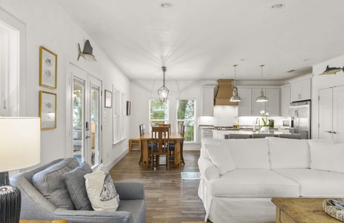 Alabama Gulf Coast Casa | High Tide of Fairhope - Bayfront Water All the Way on Mobile Bay