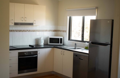 Freemans Reach Cabaña | High View Accommodation # 2