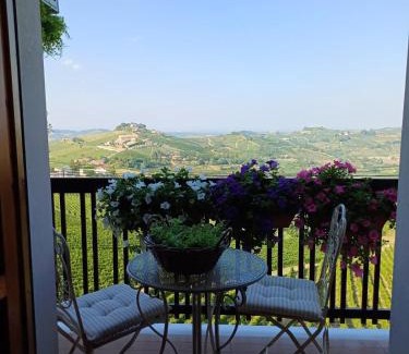 Castel Rocchero Apartamento | High Views at Castel Rocchero