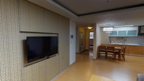 Gohan Complejo | High1 Condominium