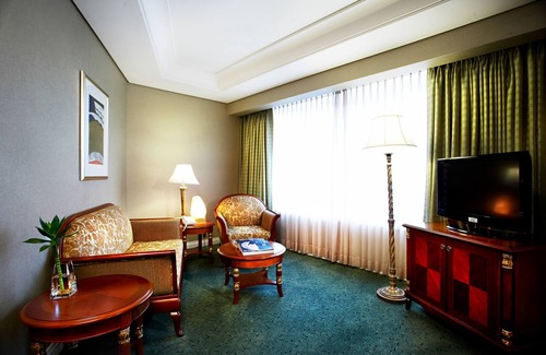 Sabuk Complejo | High1 Grand Hotel Main Tower