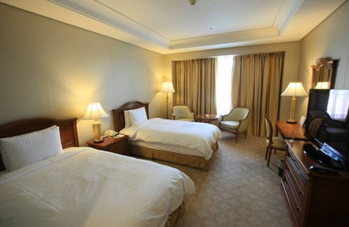 Sabuk Complejo | High1 Grand Hotel Main Tower