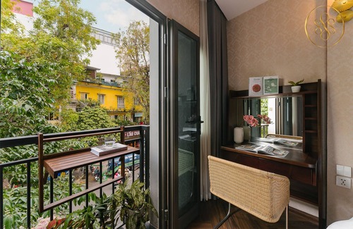 French Quarter Casa | HighEnd Townhome 3MasterBR~ 2min walk to Hoan Kiem Lake/StreetView
