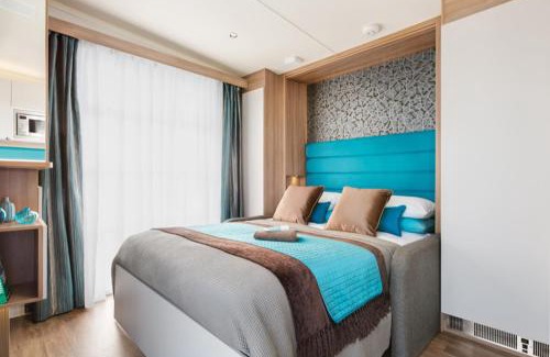 Weymouth Cabina | Higher Moor Farm