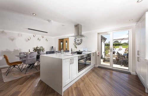 Camborne Casa | Highfield Barton - Hot tub/pet friendly