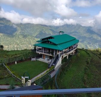 Tehri Range Cama Y Desayuno | HighField Villa