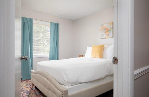 Birmingham Casa | Highland Drive Hideaway