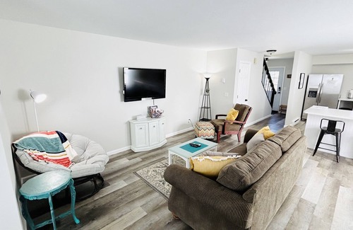 Sheridan Casa | Highland Hideaway-Newly Remodeled!