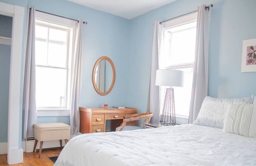 Millinocket Casa | Highland Home Away - Pet Friendly blocks from trail heads