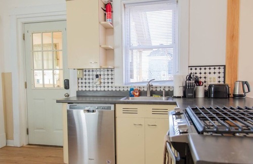 Millinocket Casa | Highland Home Away - Pet Friendly blocks from trail heads